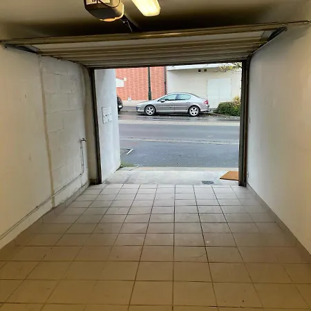 Champenois Garage Privatif Hypercentre 6 Pers